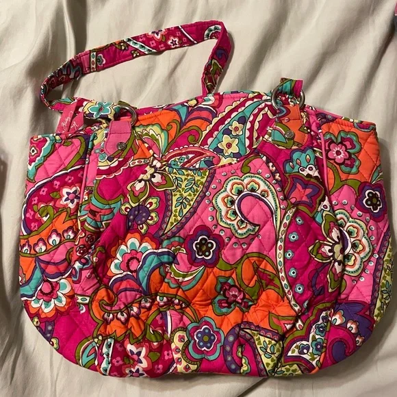 Discontinued, Vera Bradley, pink swirls shoulder bag NWT